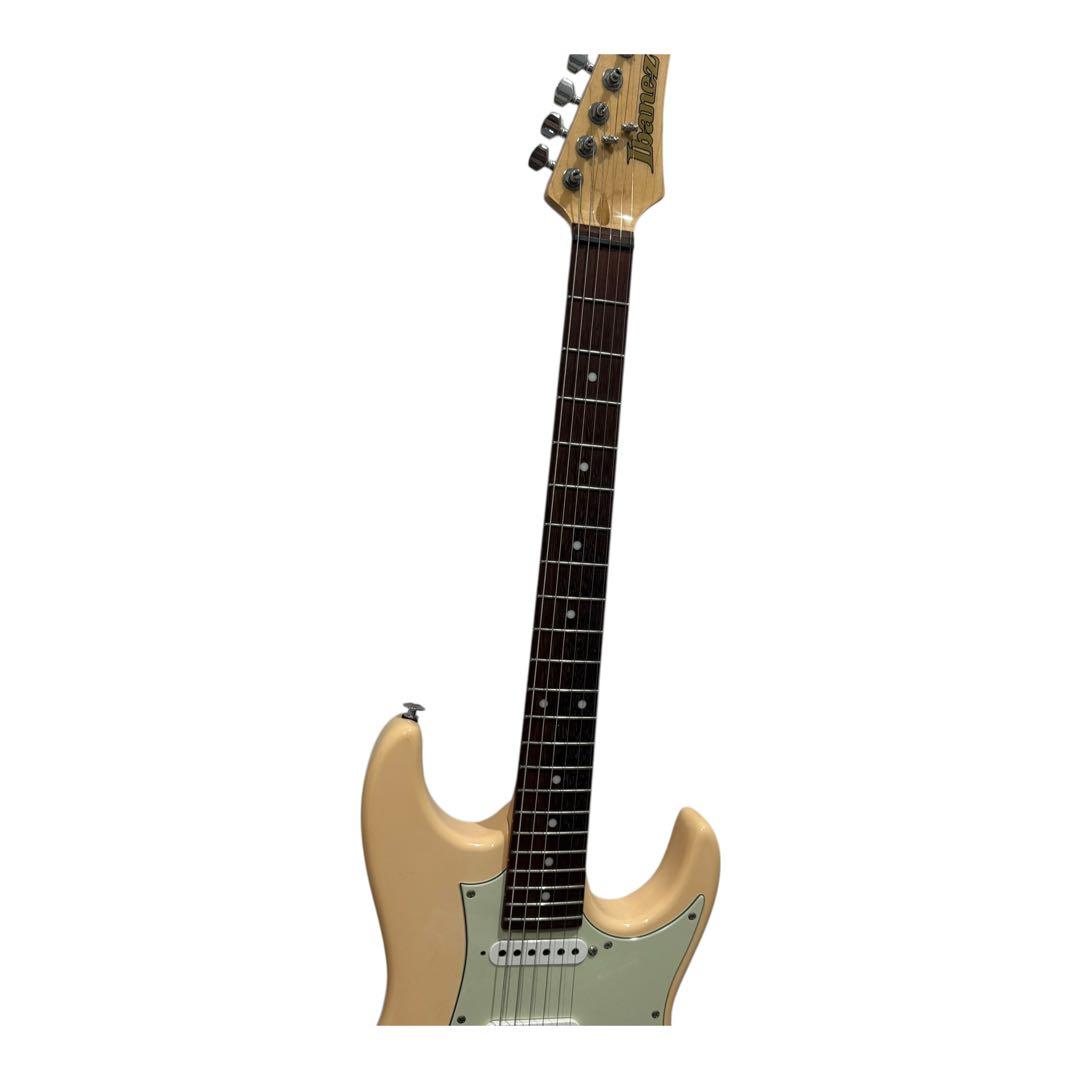 Ibanez AZES31エレキギター　ストラト