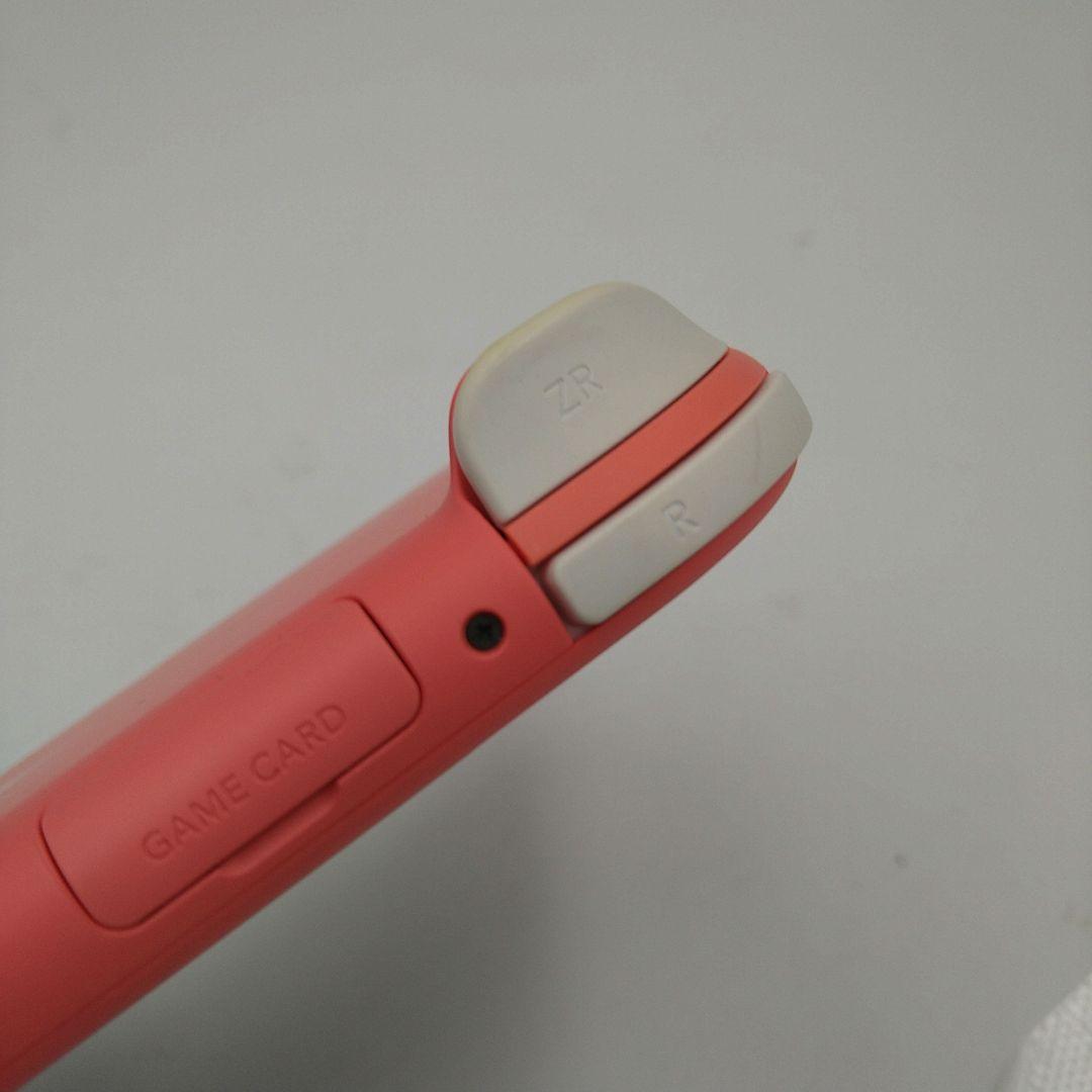Nintendo Switch Lite コーラル