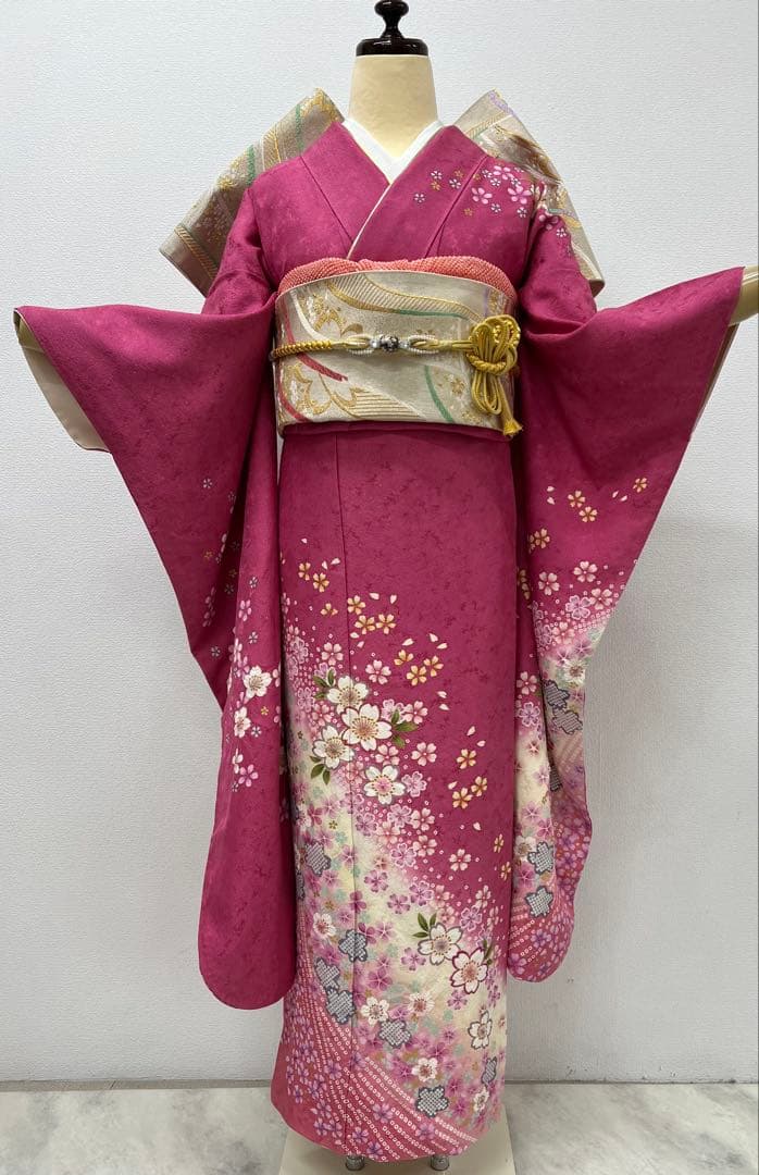 振り袖　フルセット　長襦袢付　金彩加工　刺繍入り　成人式　結婚式　777