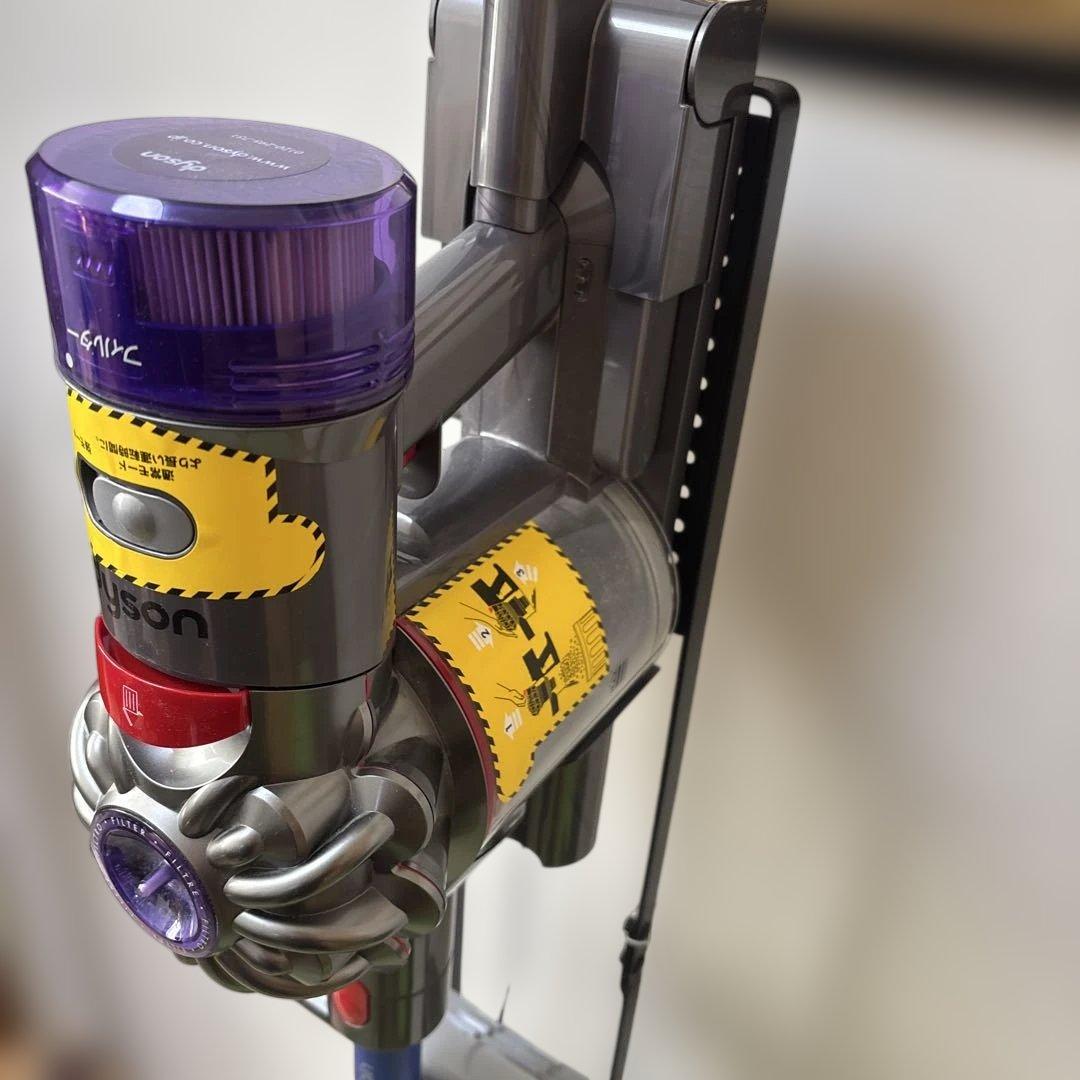 Dyson V8スティッククリーナー本体&充電スタンド　まとめ売り