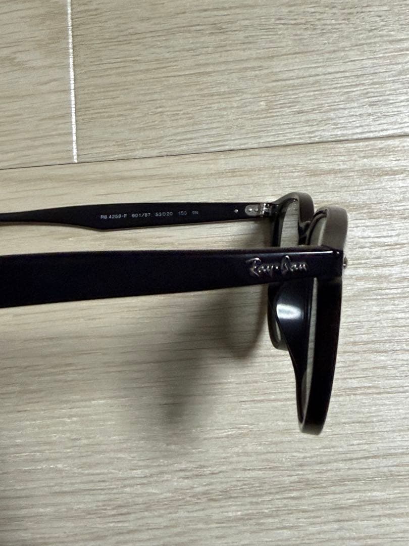 小物 Ray-Ban RB 4259-F