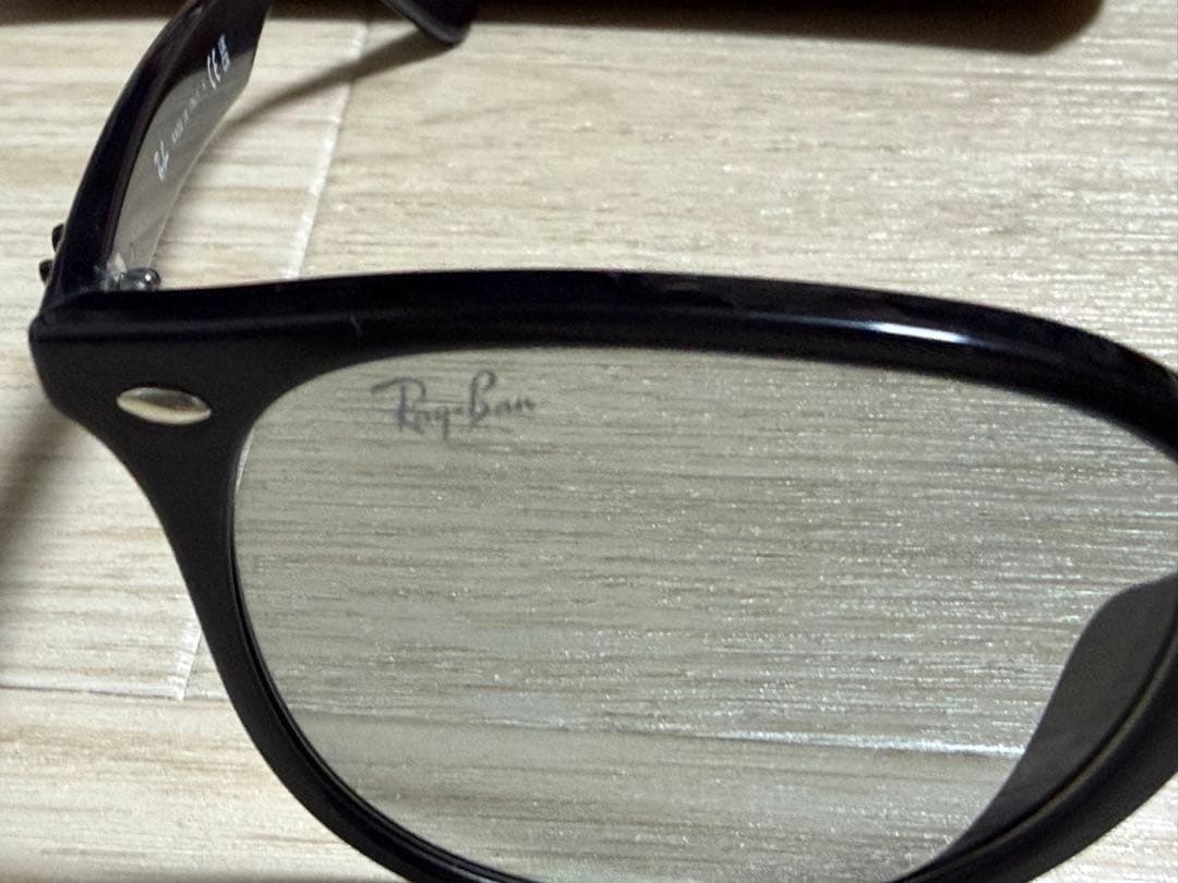 小物 Ray-Ban RB 4259-F