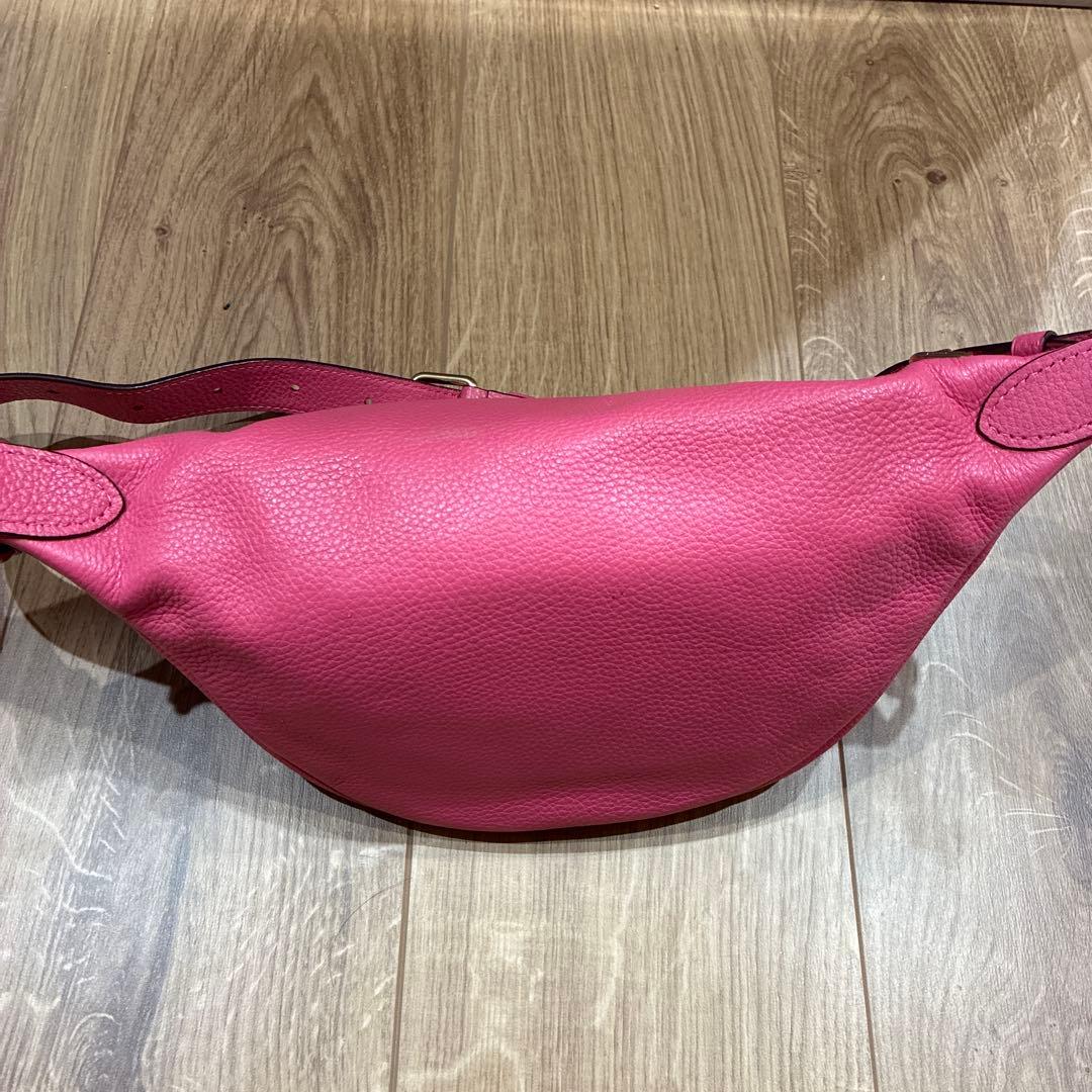 ほぼ未使用 COACH コーチ ボディーバッグ ウエストポーチ シボ革 ピンク