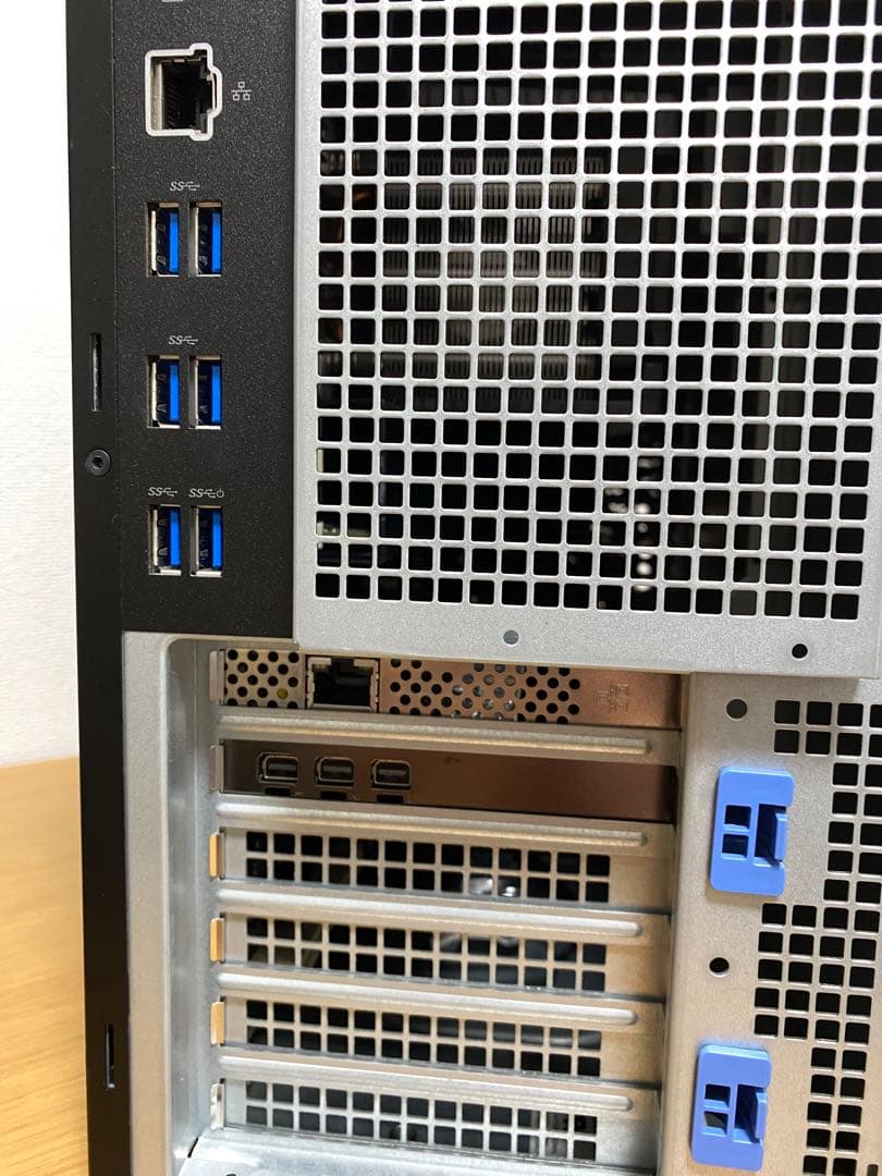 Dell Precision 5820 ワークステーション