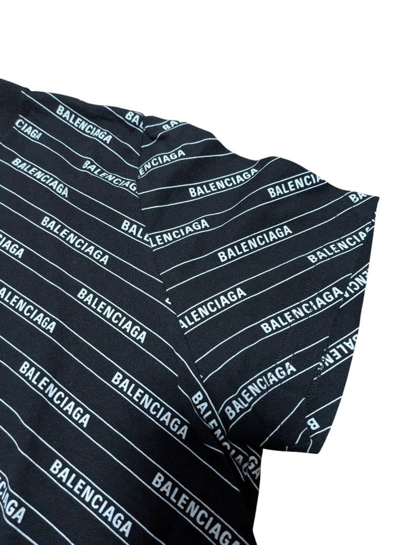 未使用　BALENCIAGA バレンシアガ 総ロゴ Tシャツ　M　白黒