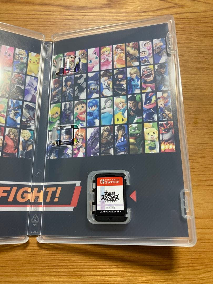 Nintendo Switch 本体 ピンクと紫　スマブラ　プロコンセット