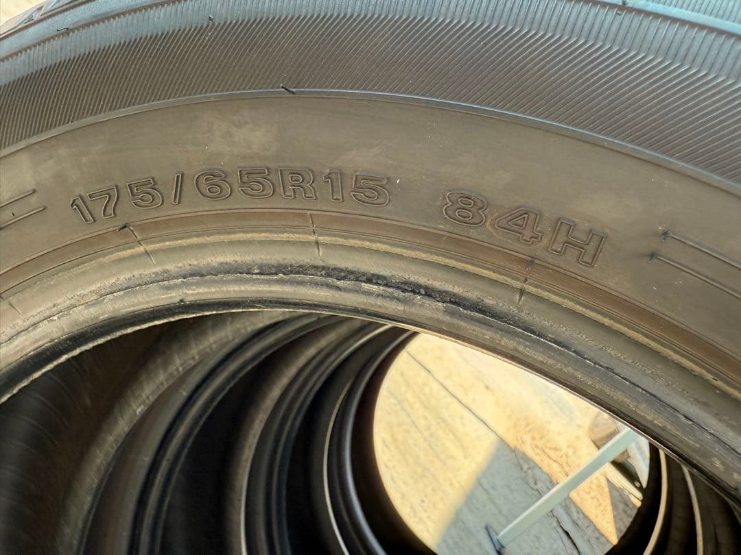 イエローハットサマータイヤ175／65R15 84H
