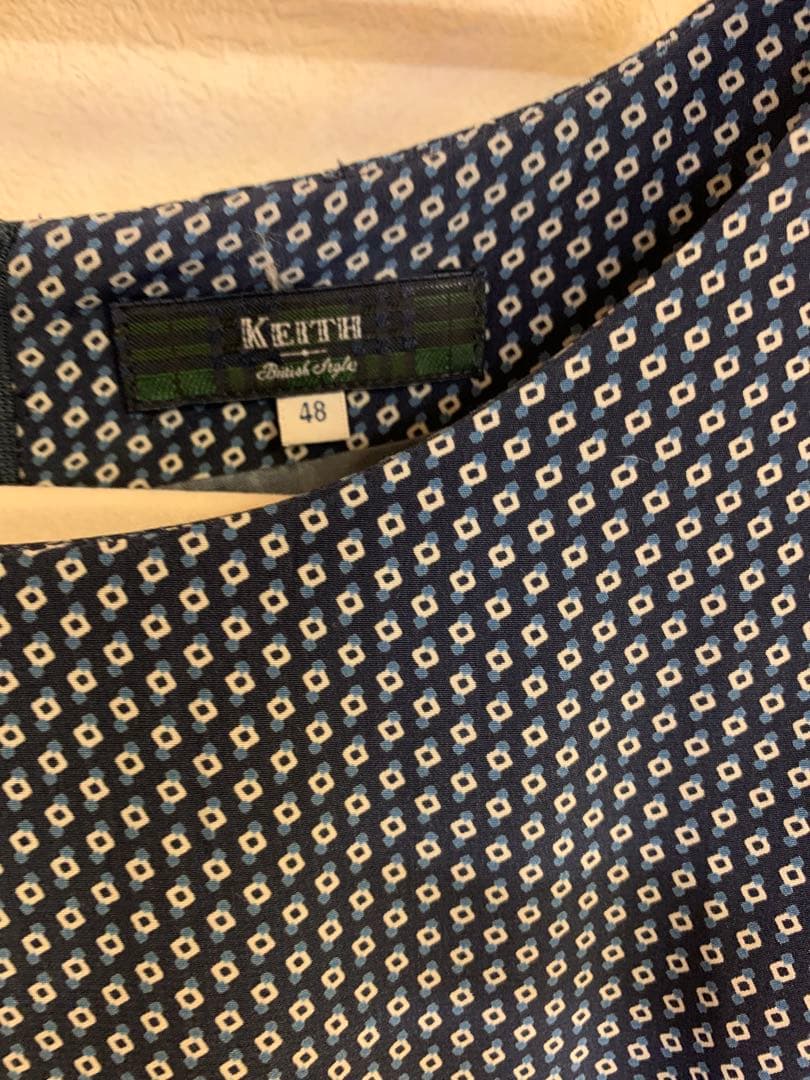 のり 美品　卒入学にも使える　KEITH ドット柄ワンピース