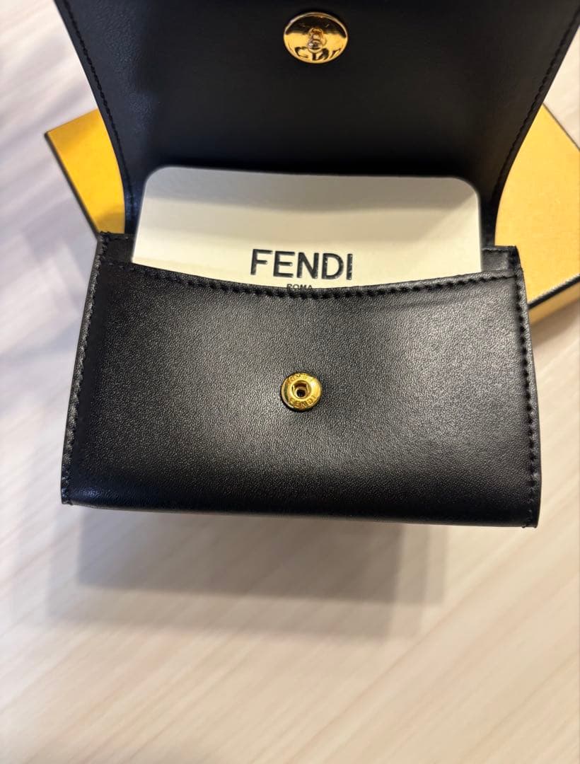 【箱付き！】FENDI名刺入れ♡