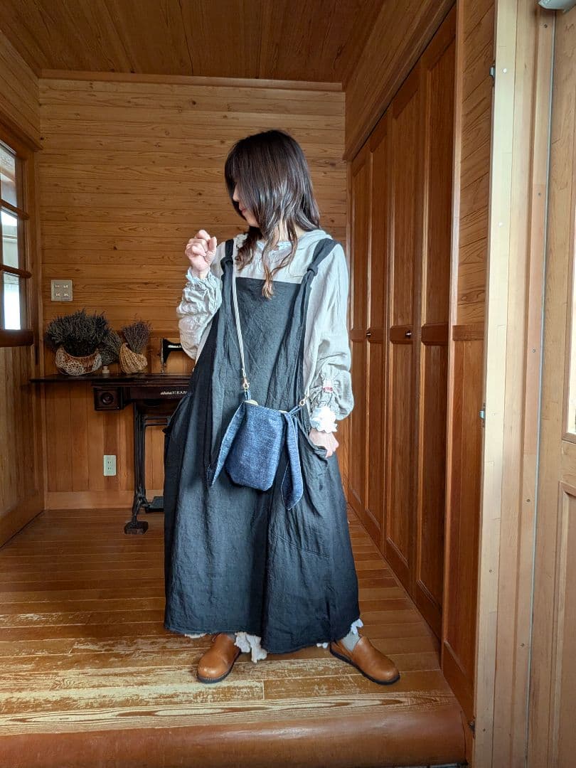 ハンドメイドリネン服　とスマホショルダーバック2点