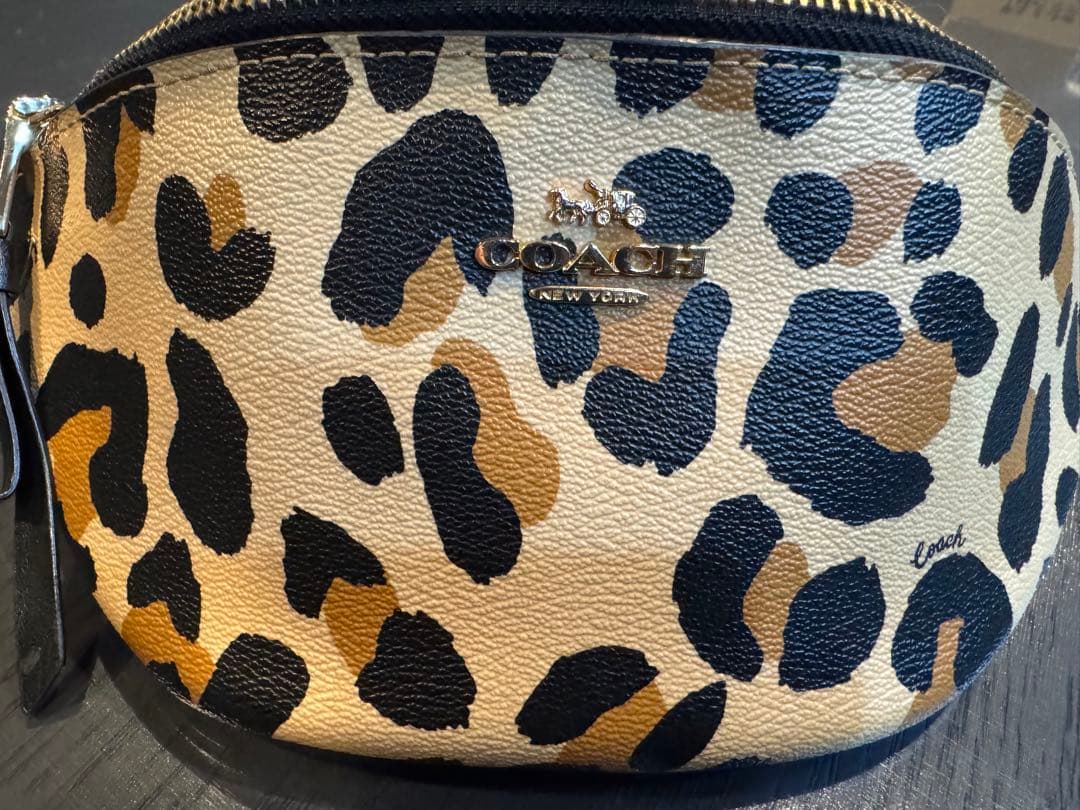 ★COACH レオパード　ボディーバッグ★美品