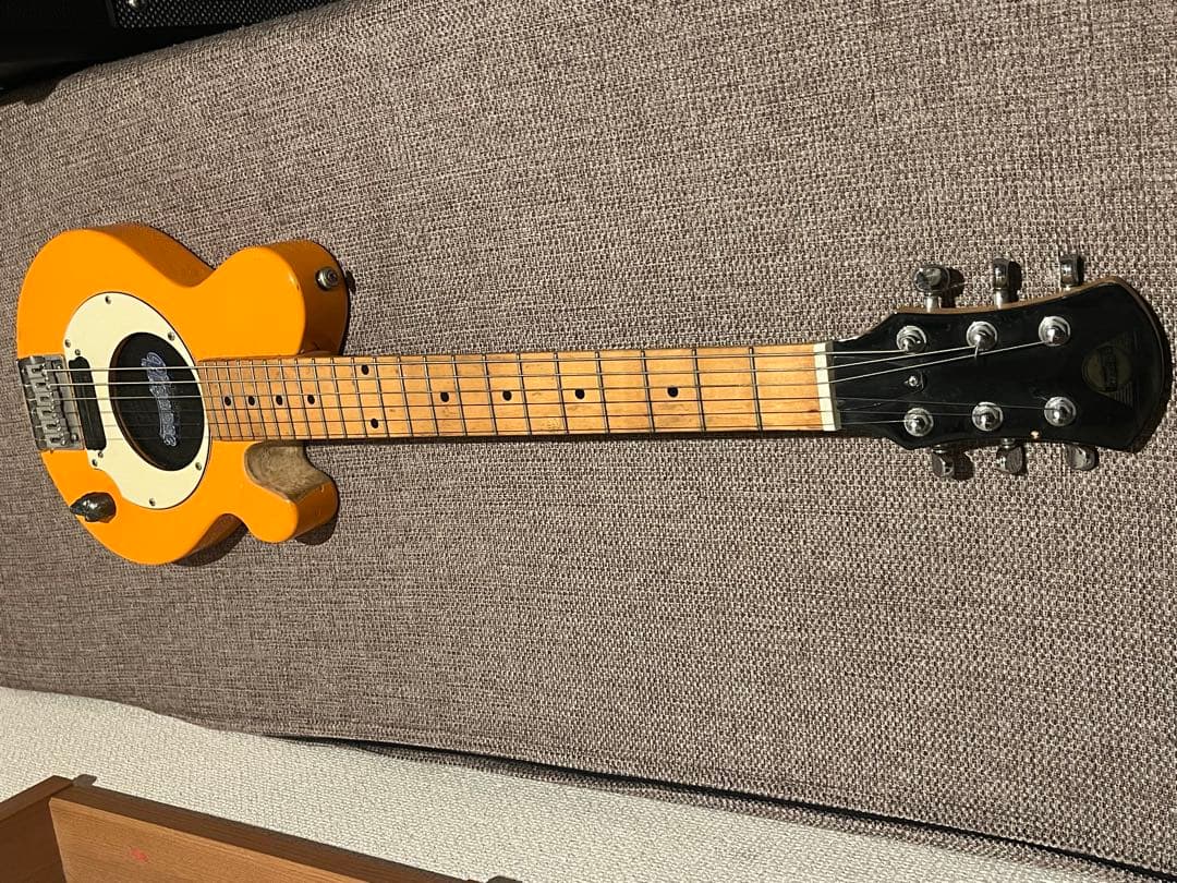 pignose　PGG-200 オレンジ　アンプ内蔵ギター