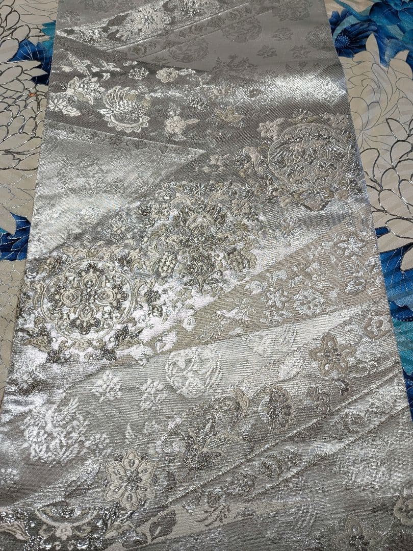 振袖フルセット(9点)成人式・高級手描き・豪華銀駒刺繍・くすみカラー・大輪花模様