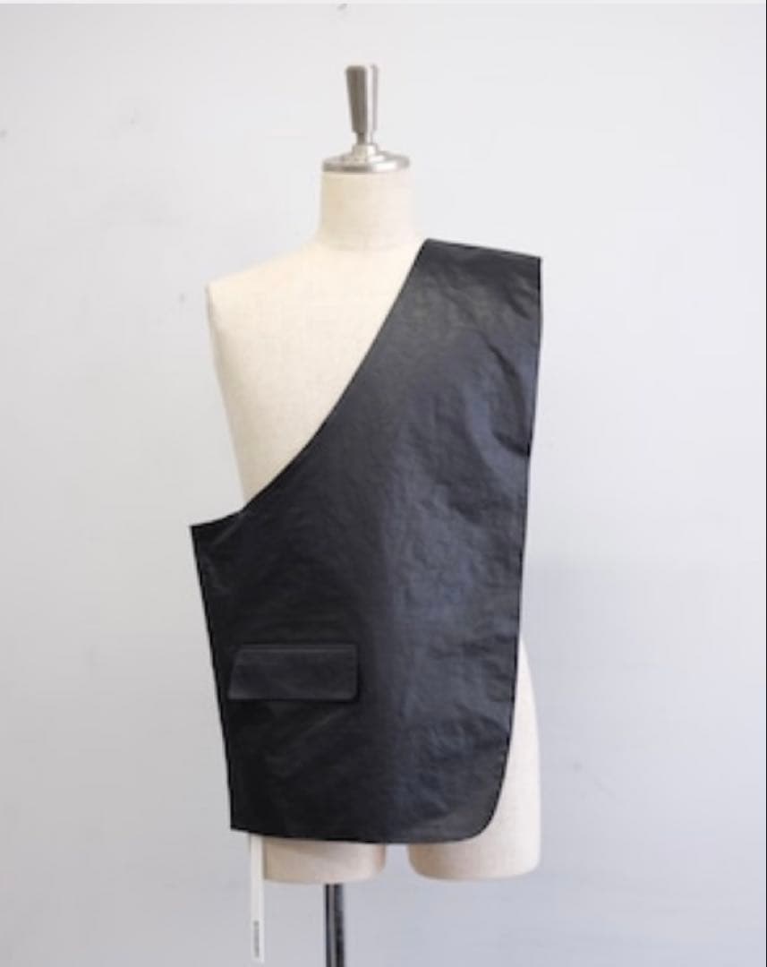 26SS REVERBERATE BAG VEST グレー