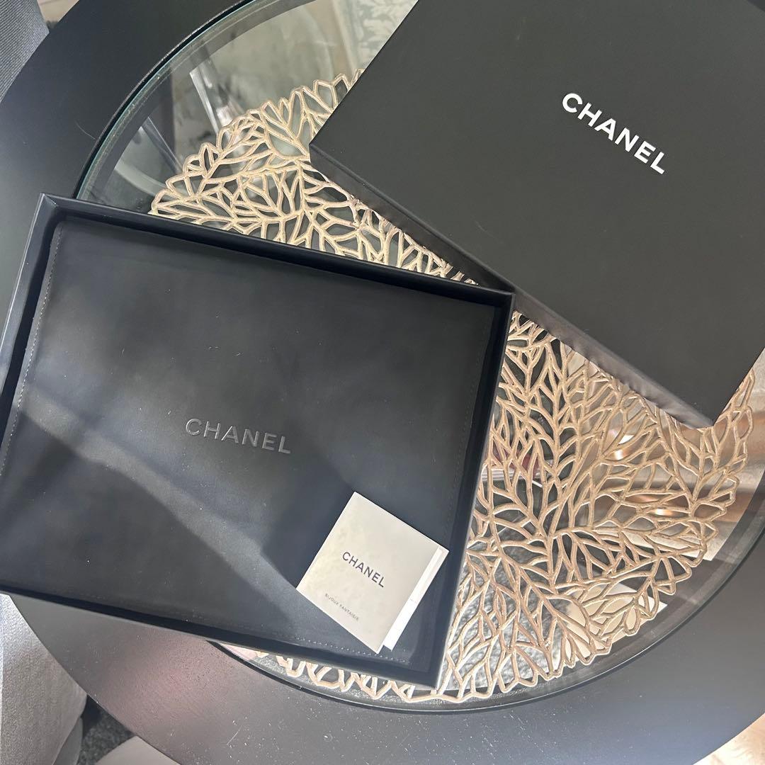 シャネル カチューシャ ココマーク チェーン ターンロック CHANEL 黒