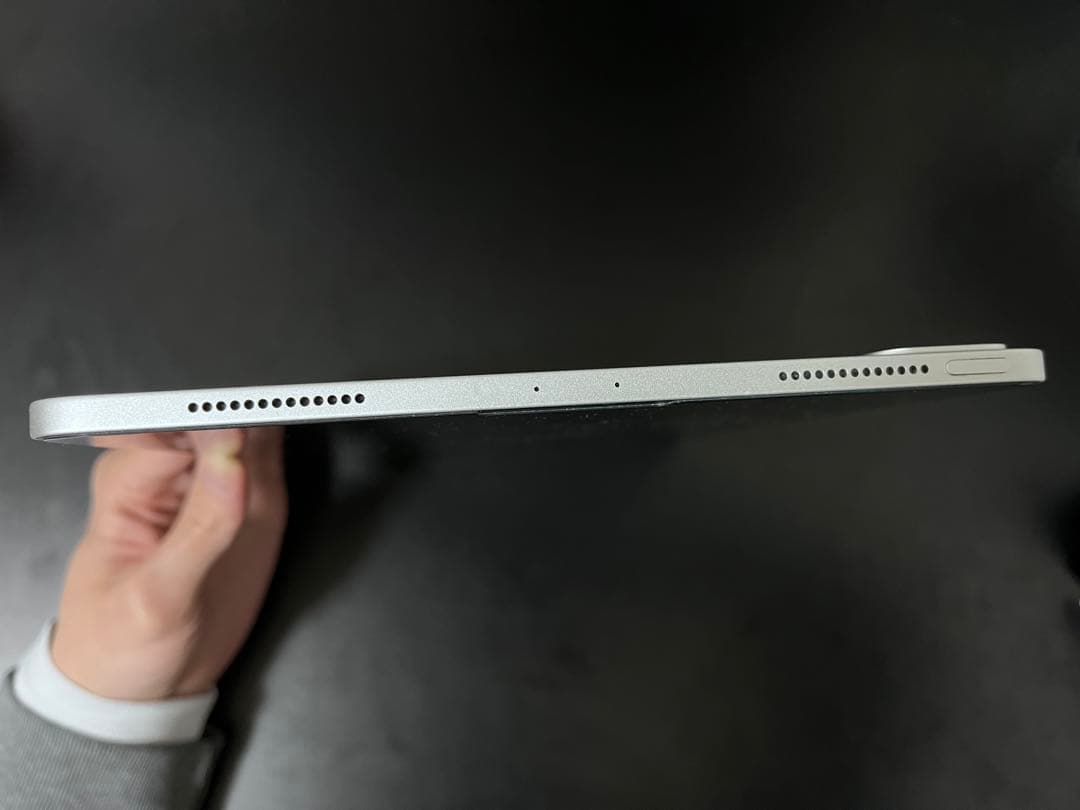 iPad Pro 11インチ (第2世代)、256GB、Wi-Fiモデル）