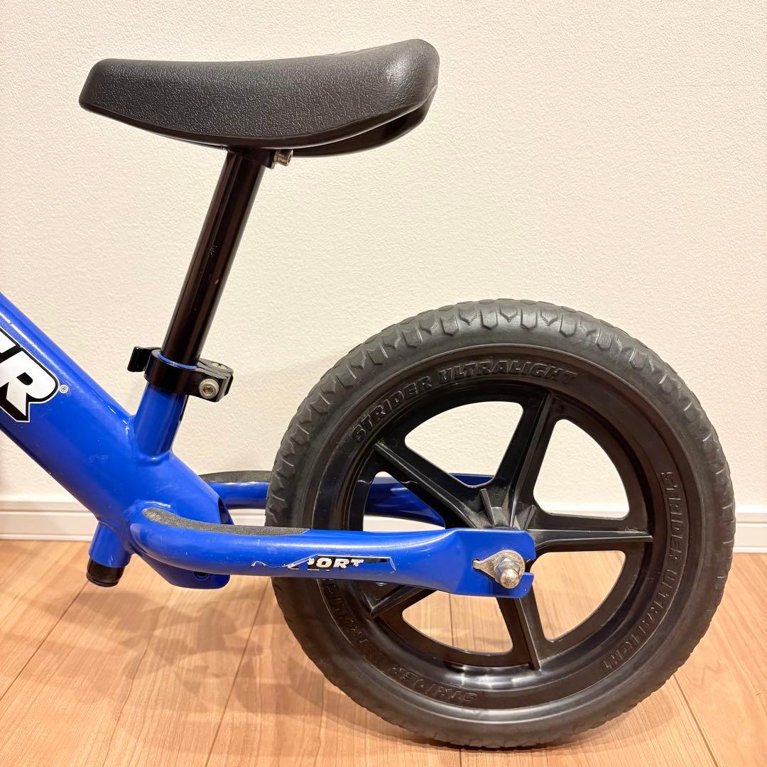 STRIDER！ストライダー12インチブルー青バランスバイクスポーツモデル