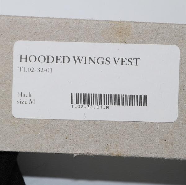 あ*様 THOAS LINDNER HOODED WINGS ベスト 黒 M ド