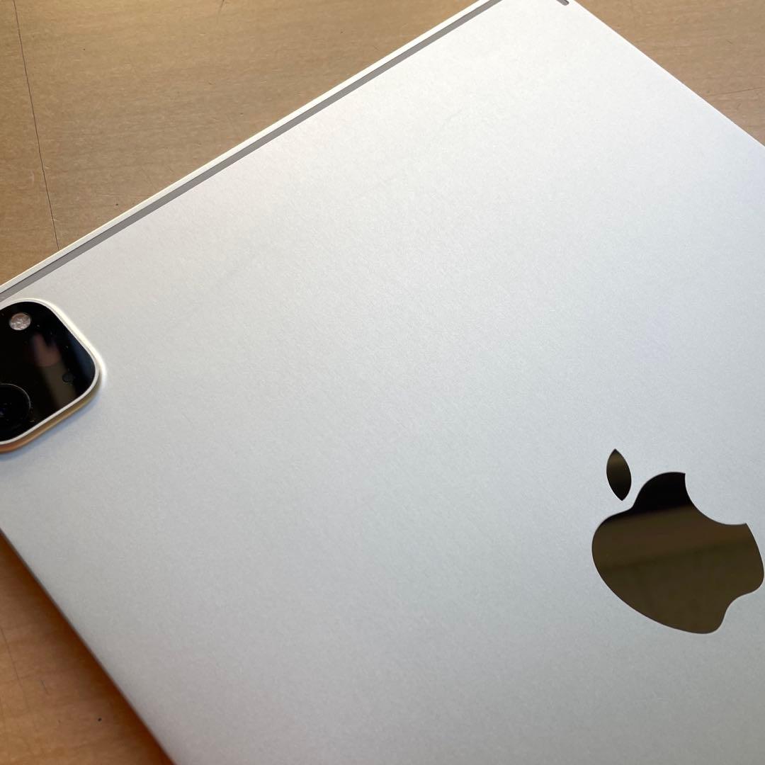 iPad Pro 11インチ　第2世代　シルバー　128GB A2228 超美品