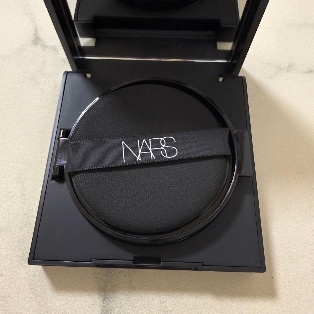 NARS ナチュラルラディアントロングウェアクッションファンデーション5880