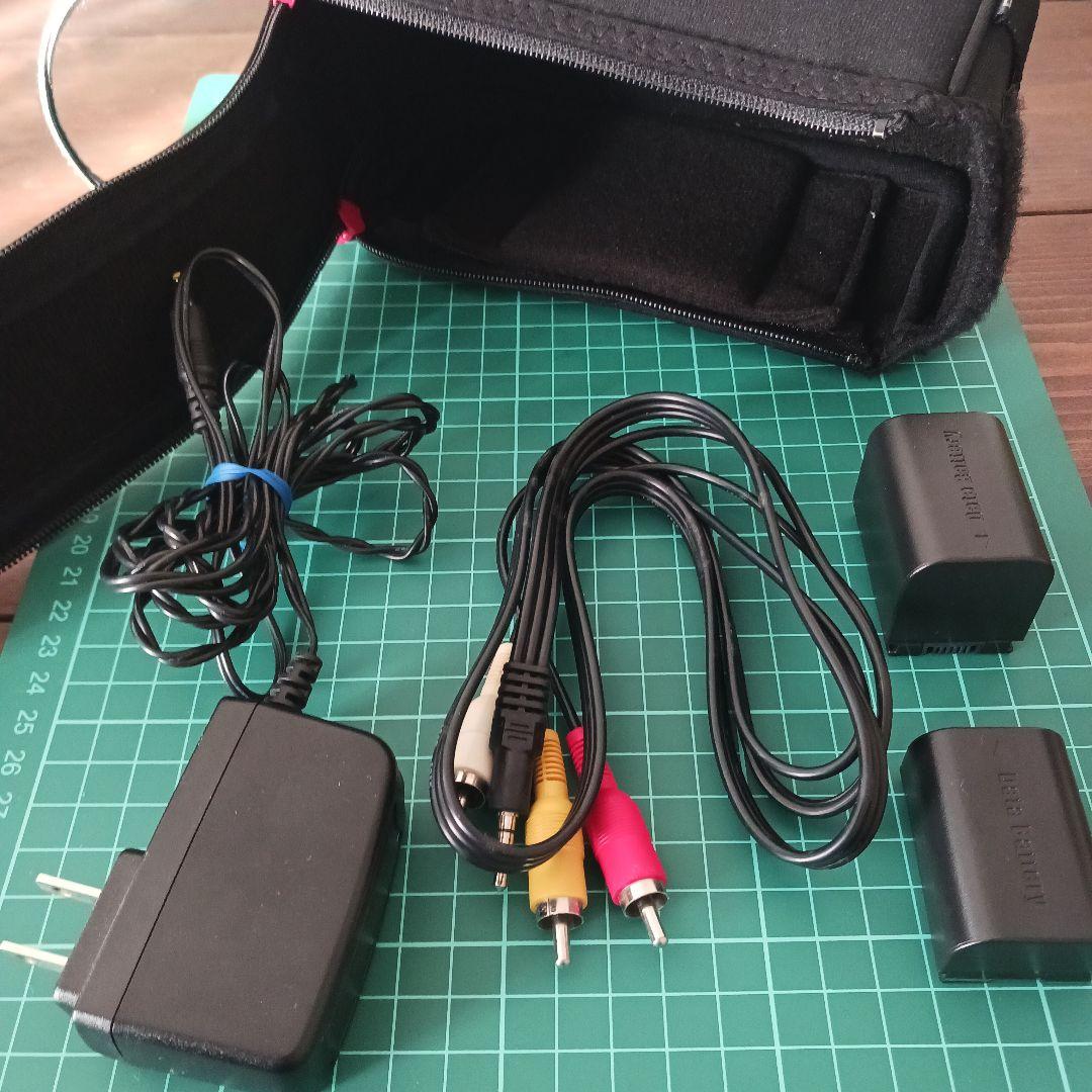 JVC Everio GZ-HM450-R 本体＋付属品セット 三脚付き 中古品