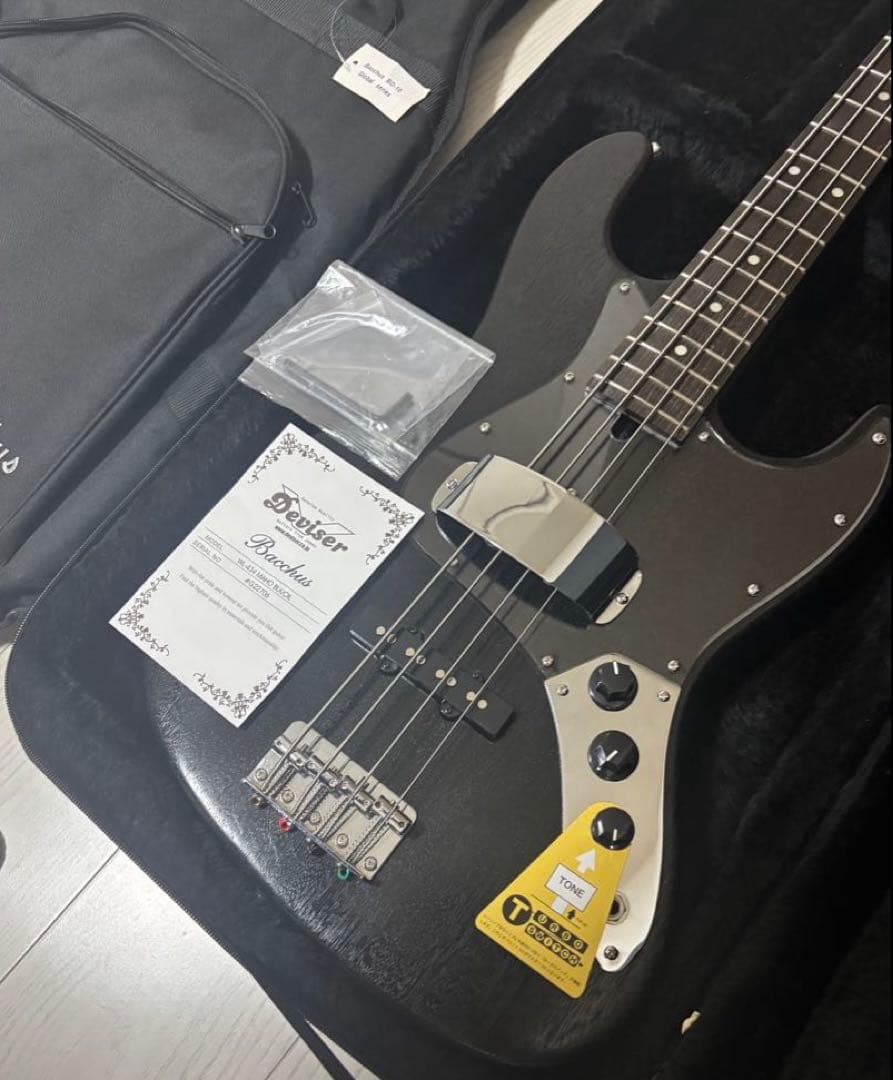 バッカス　BUCCHUS WL-434 ハンドメイドシリーズ　ギグバック付き