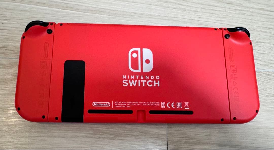 ニンテンドースイッチ 本体 マリオレッド