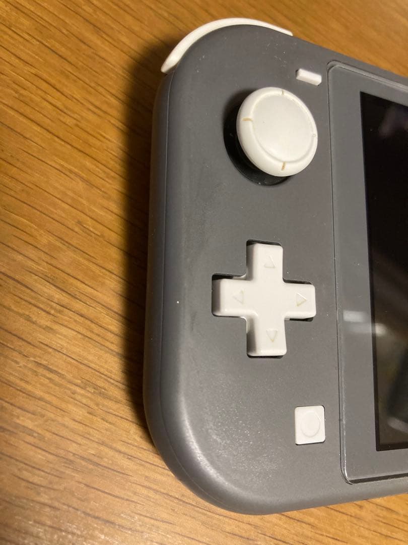 ★ジャンク品 動作確認済★ ニンテンドースイッチライト 充電器付き