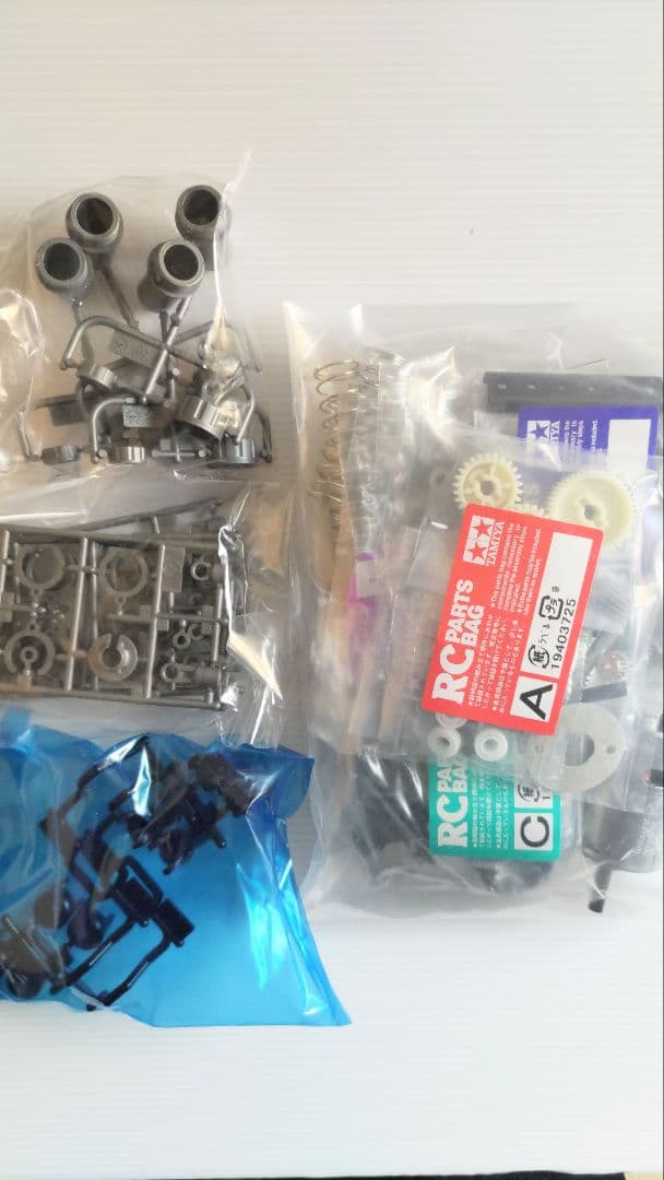 タミヤ 1/10 トヨタ ランドクルーザー40 CC-02 (RC特別企画商品)