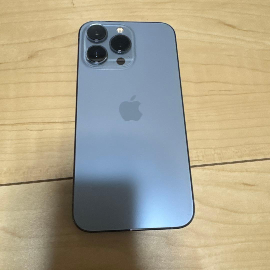 iPhone13pro 本体新品充電ケーブル付き