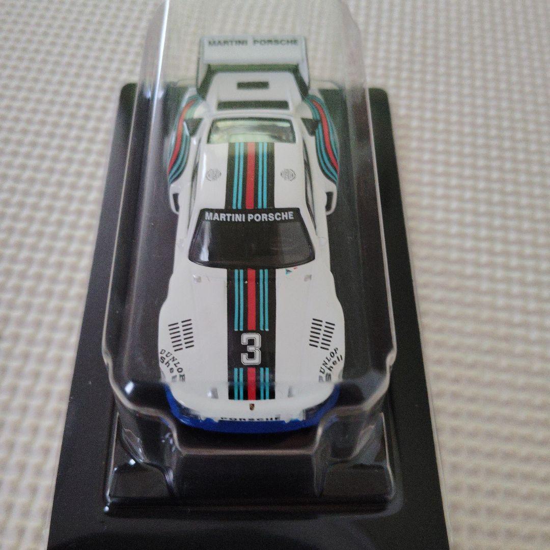 ポルシェ 935 1/64 マルティーニ