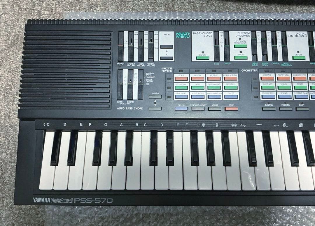 Yamaha PSS-570☆FMシンセサイザー☆リズムマシン付き☆