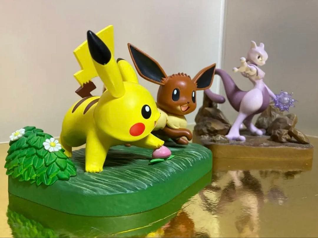 ポケモンわくわくゲットくじC賞ミュウツー・ラストワン賞 ピカチュウ＆イーブイ