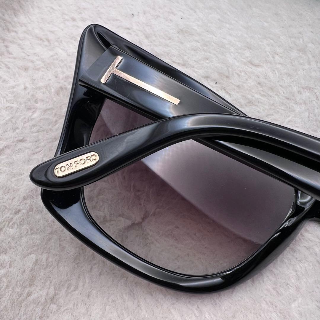 極美品✨TOM FORD Lana TF280 01B 黒 サングラス