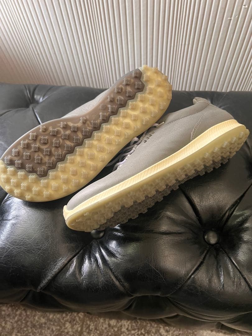 美品　ecco グレー ゴルフ　カジュアルシューズ 37 スパイクレス　エコー