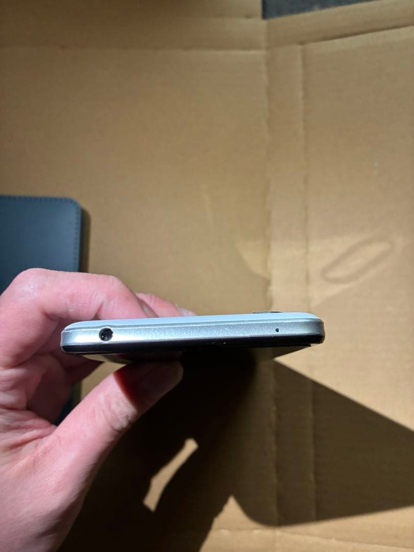 AQUOS zero5G basic DX SHG02 SIMフリー