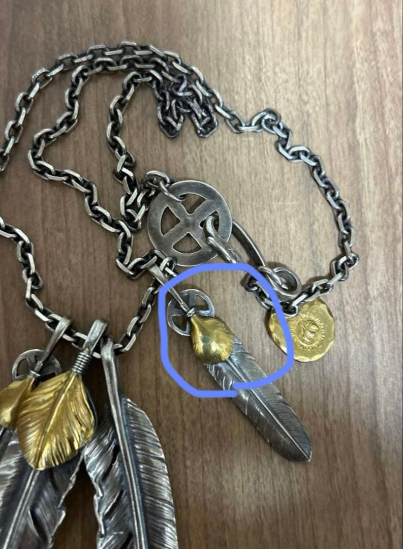 フェザーネックレス　ハンドメイド