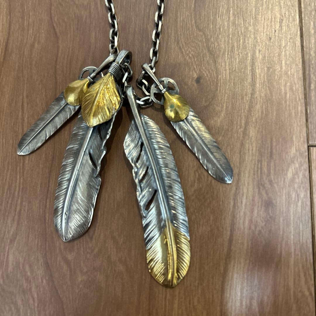 フェザーネックレス　ハンドメイド