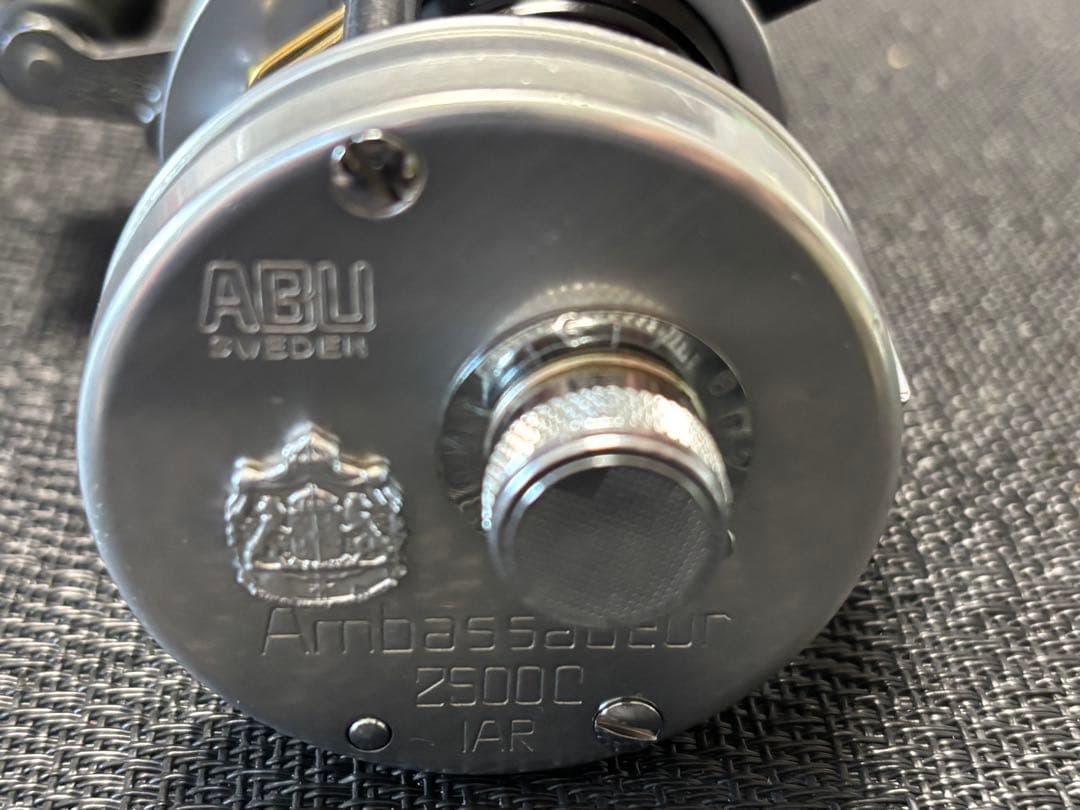 ABU アブ アンバサダー2500C IAR 美品 !！検）渓流 ベイトフィネス