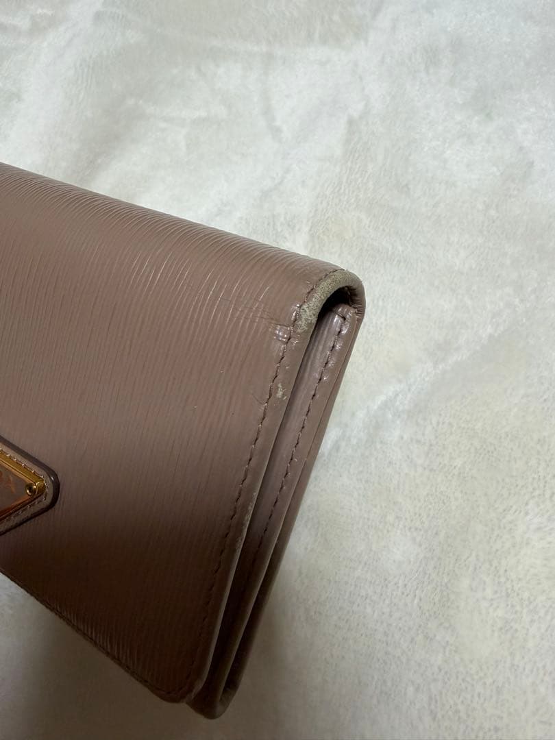 PRADA ピンク 三つ折り財布