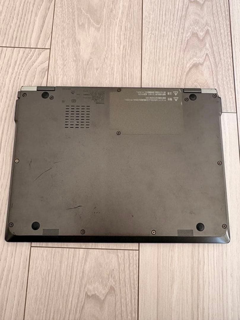 Toshiba dynabook V42/B本体 ACアダプター付き