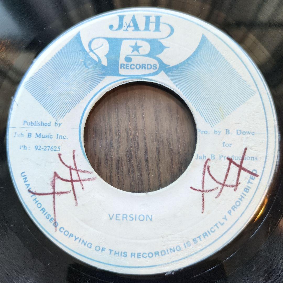 頂点級ルーツ！Jerry Adams / Some A Hala