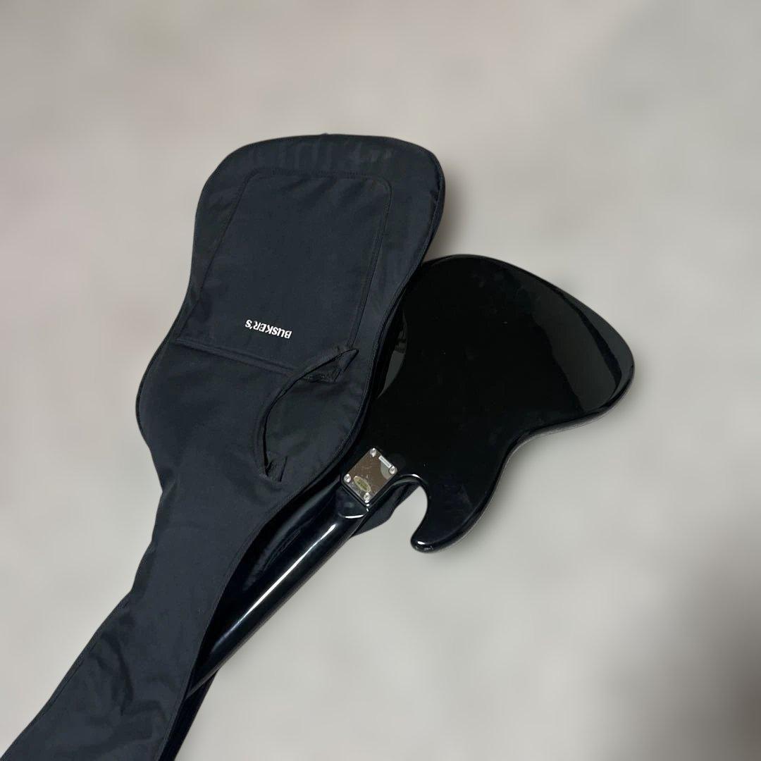 ブラックエレキベース 4弦ジャズベーススタイル BUSKERS