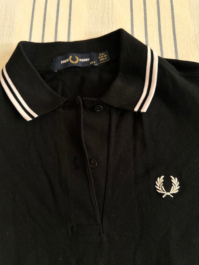 Lunonさんの割引価格 Fred Perry ブラック