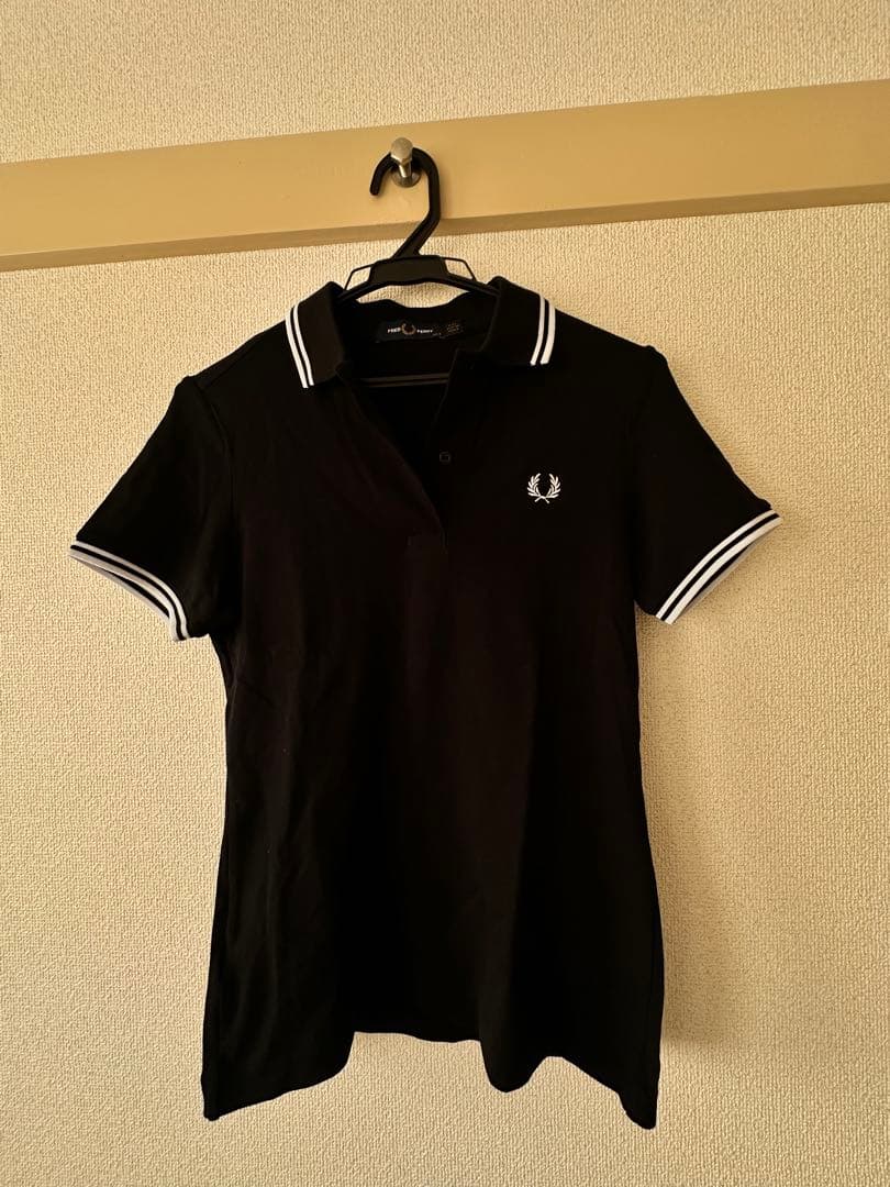 Lunonさんの割引価格 Fred Perry ブラック