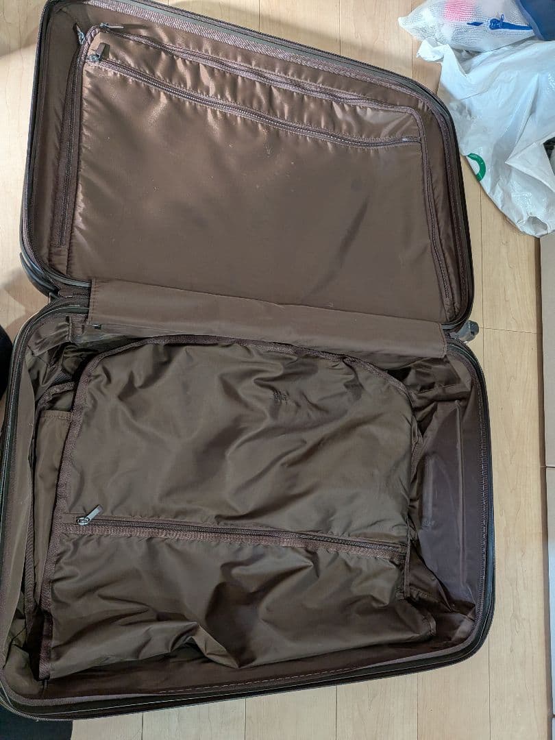 TUMI VAPOR スーツケース