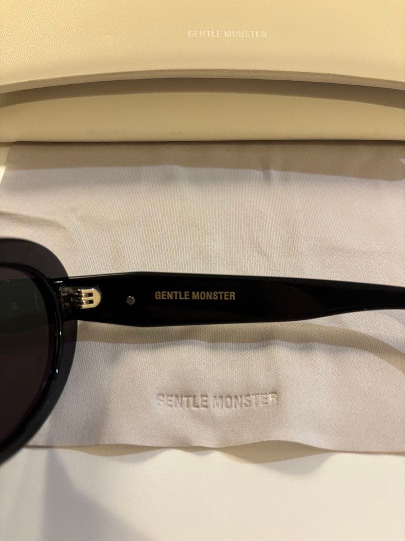 GENTLE MONSTER LA MODE ジェントルモンスターサングラス