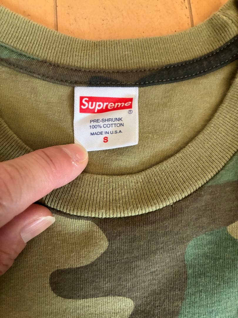 SupremeシュプリームFuturaフューチュラ　カモ