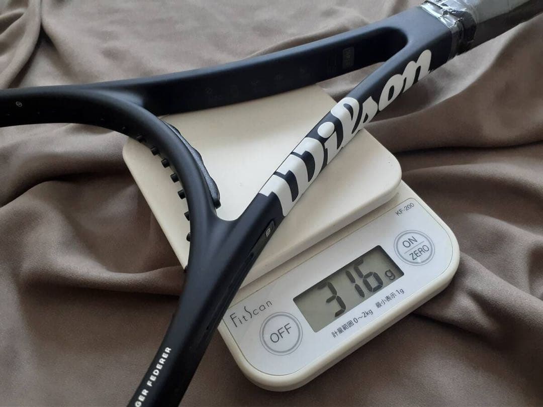 ラケット(硬式用) Pro Staff V12 G3