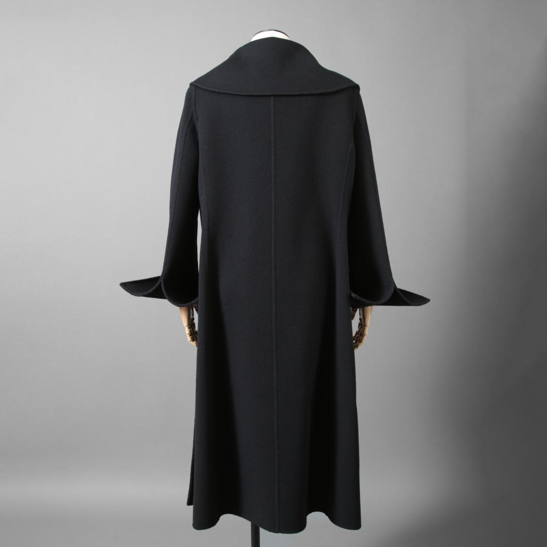 FENDI 19AW 美品 裏地FFロゴ ズッカ柄 マフラー付き ロングコート